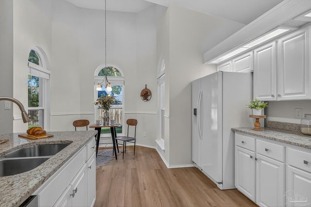 26 Bartlett Cir, Pensacola, FL 32505