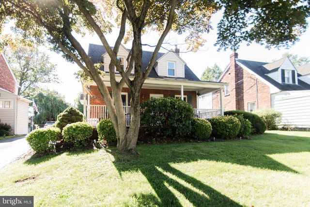 214 W MACDADE BLVD, Folsom, PA 19033