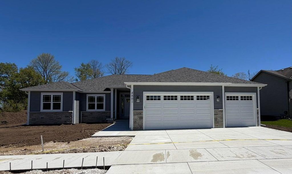 11624 28th AVENUE, Pleasant Prairie, WI 53158