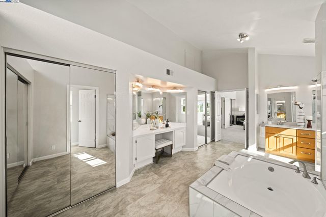 2450 Euclid Pl, Fremont, CA 94539