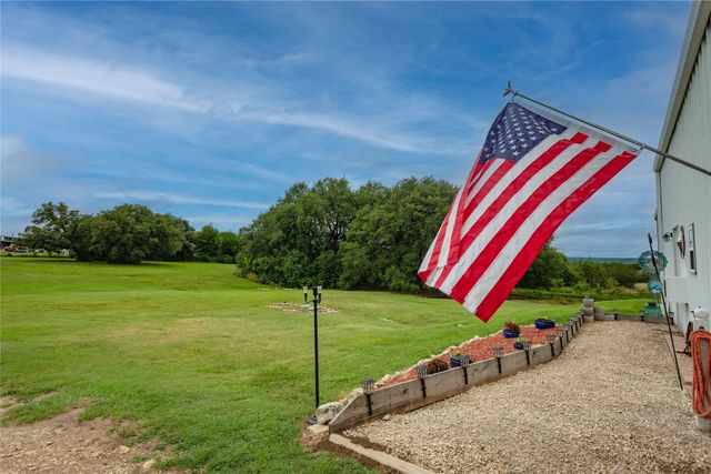 351 CR 2601, Meridian, TX 76665