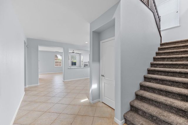 10272 Beckley Way, Elk Grove, CA 95757