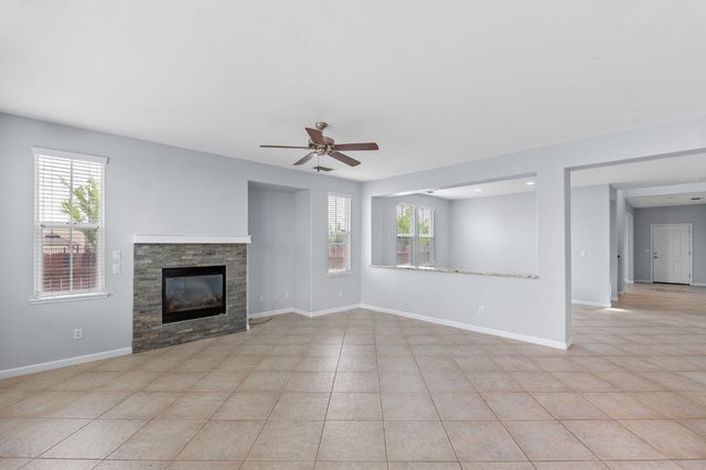 10272 Beckley Way, Elk Grove, CA 95757