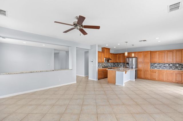 10272 Beckley Way, Elk Grove, CA 95757