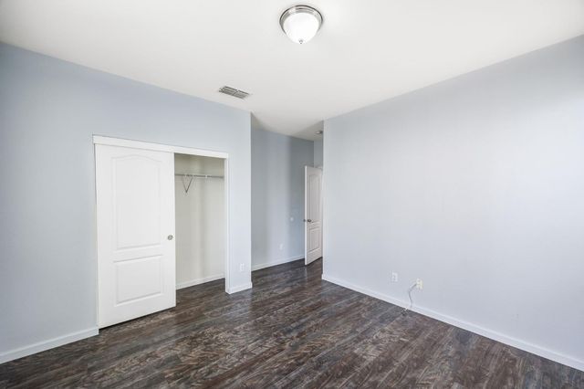 10272 Beckley Way, Elk Grove, CA 95757