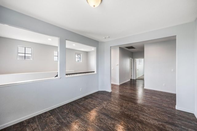 10272 Beckley Way, Elk Grove, CA 95757
