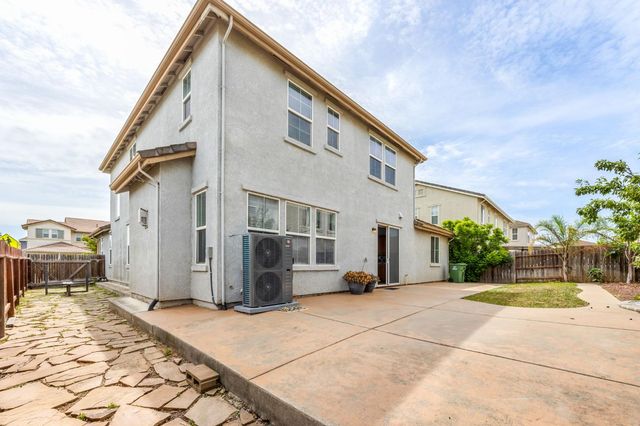10272 Beckley Way, Elk Grove, CA 95757