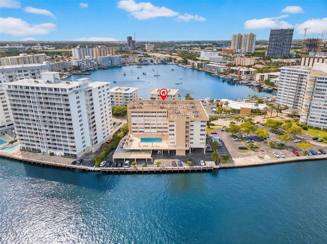 111 Golden Isles Dr D12, Hallandale Beach, FL 33009