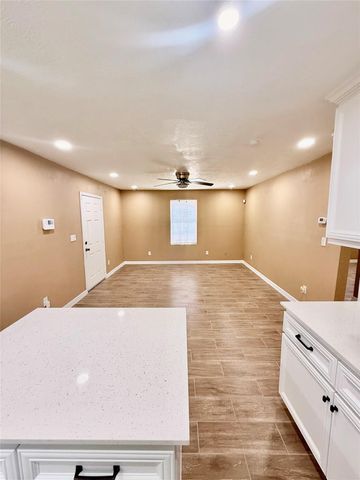 7922 Jutland Road Road, Houston, TX 77033