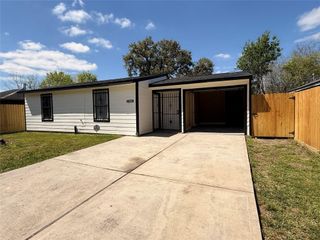 7922 Jutland Road Road, Houston, TX 77033