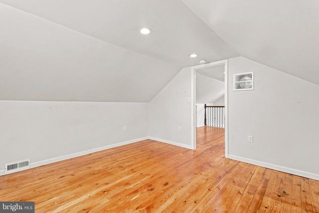 9945 HILLTOP DR, Parkville, MD 21234