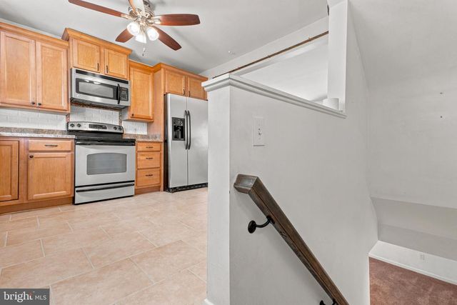9945 HILLTOP DR, Parkville, MD 21234