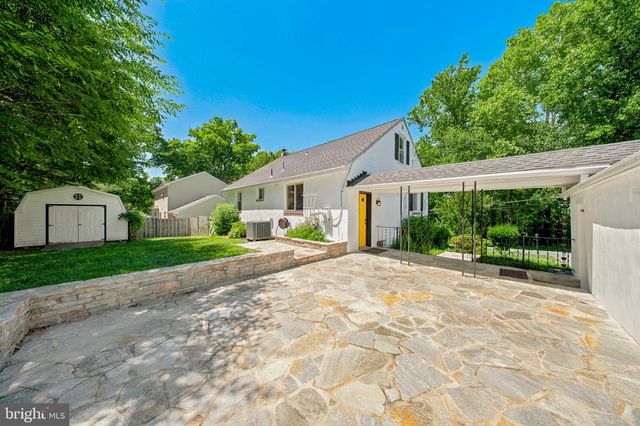 9945 HILLTOP DR, Parkville, MD 21234