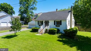 9945 HILLTOP DR, Parkville, MD 21234