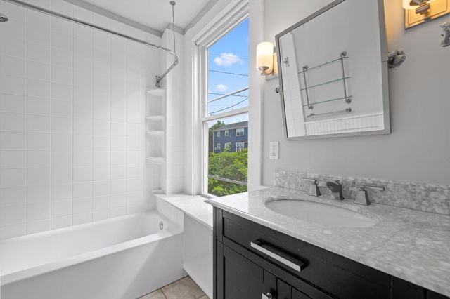 24 Village St 1, Marblehead, MA 01945
