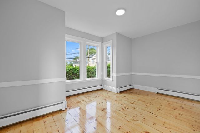 24 Village St 1, Marblehead, MA 01945