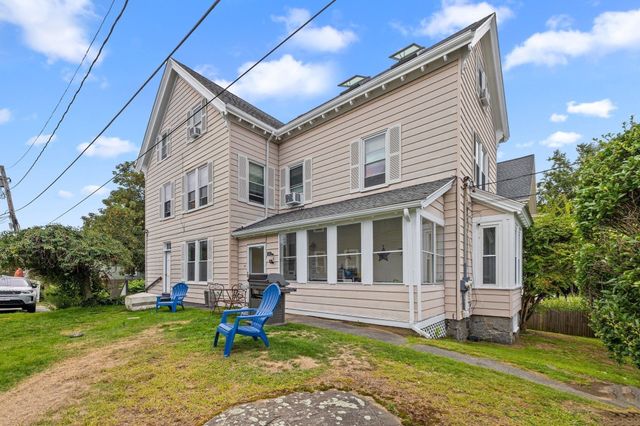 24 Village St 1, Marblehead, MA 01945
