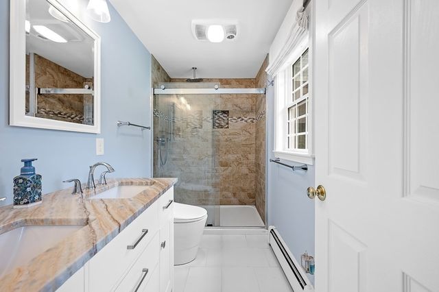 73 Minehan Ln, Marlborough, MA 01752