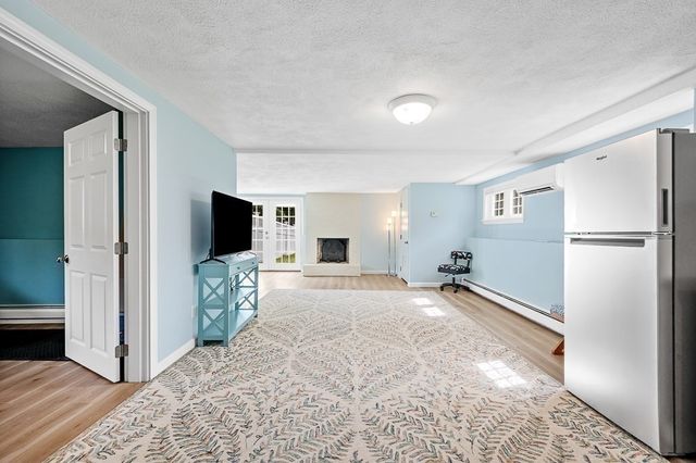 73 Minehan Ln, Marlborough, MA 01752