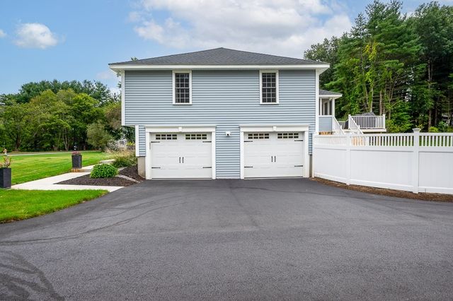 73 Minehan Ln, Marlborough, MA 01752