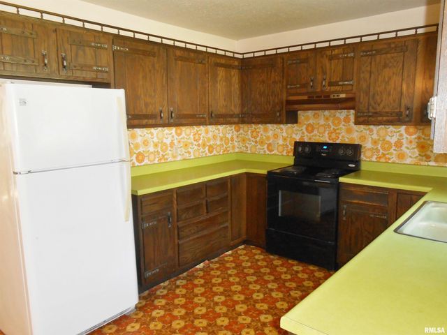 2506 BAYBERRY Court, Bettendorf, IA 52722