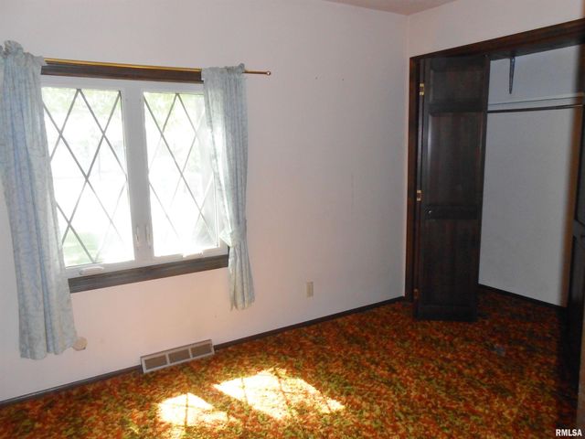 2506 BAYBERRY Court, Bettendorf, IA 52722