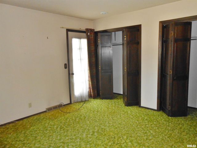 2506 BAYBERRY Court, Bettendorf, IA 52722