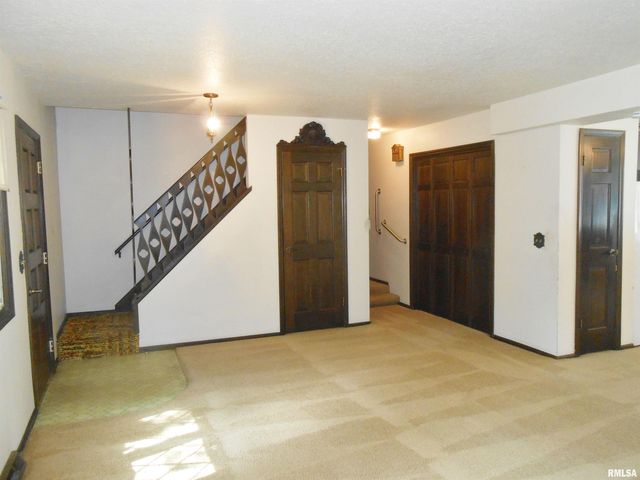 2506 BAYBERRY Court, Bettendorf, IA 52722