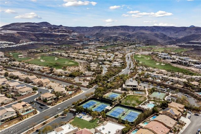 677 Dragon Point Drive, Henderson, NV 89012