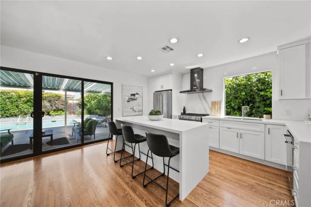 6026 Wilkinson, Valley Glen, CA 91606