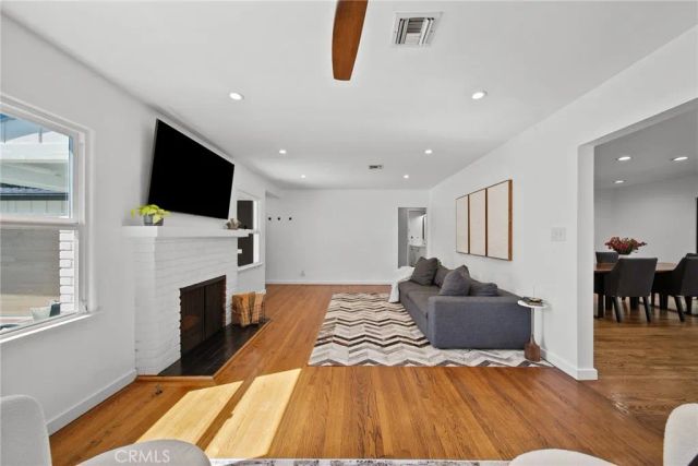 6026 Wilkinson, Valley Glen, CA 91606