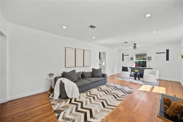 6026 Wilkinson, Valley Glen, CA 91606