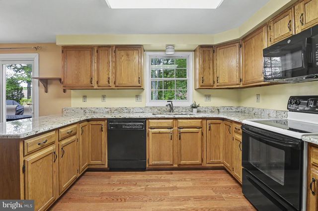 148 BARTLEY DR, Newark, DE 19702