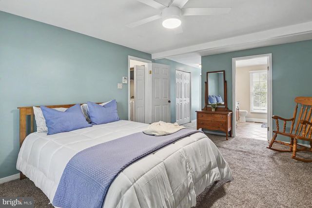 148 BARTLEY DR, Newark, DE 19702