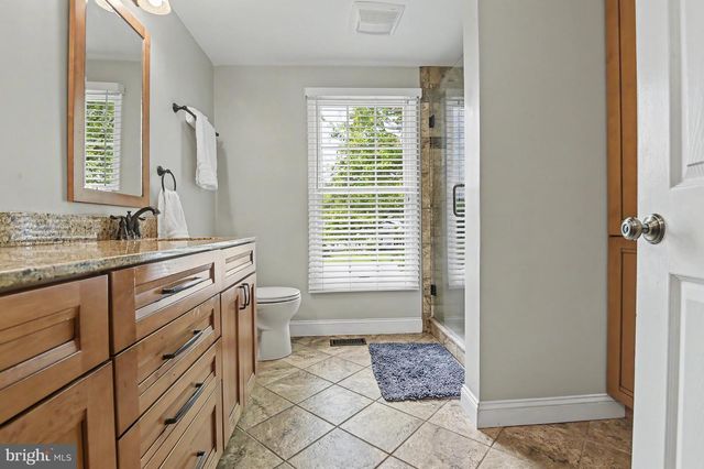148 BARTLEY DR, Newark, DE 19702