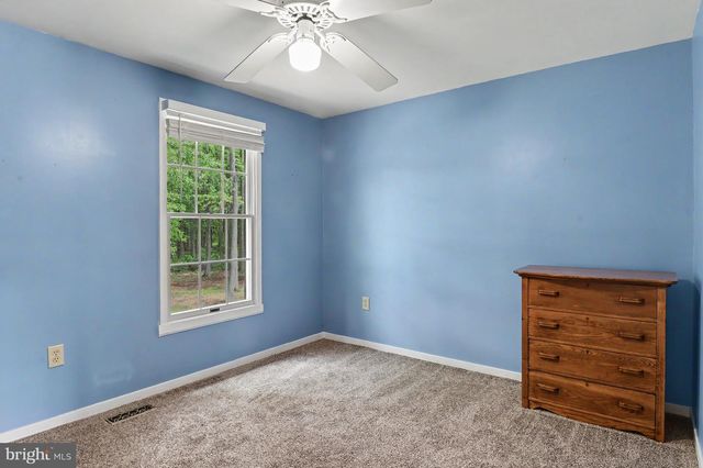 148 BARTLEY DR, Newark, DE 19702
