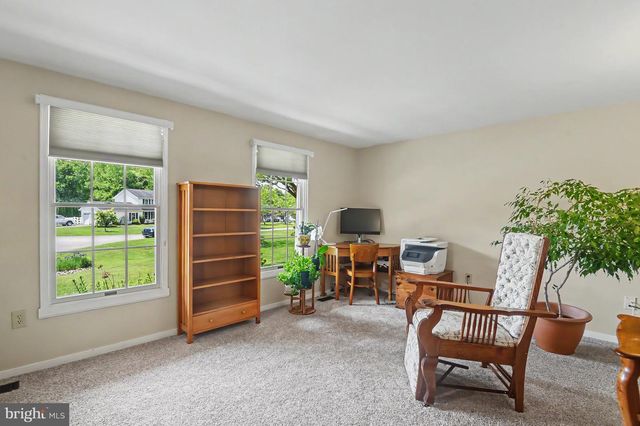 148 BARTLEY DR, Newark, DE 19702