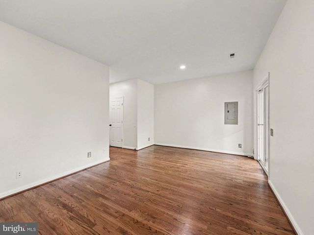 11527 BERTRAM, Woodbridge, VA 22192