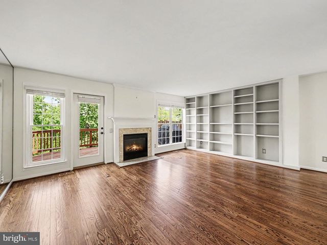 11527 BERTRAM, Woodbridge, VA 22192