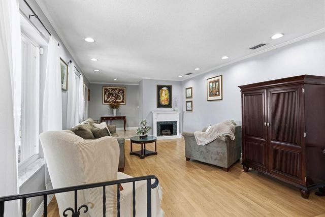 7381 SW 9TH Street, Plantation, FL 33317