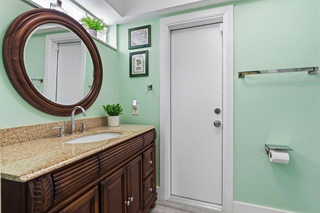7381 SW 9TH Street, Plantation, FL 33317