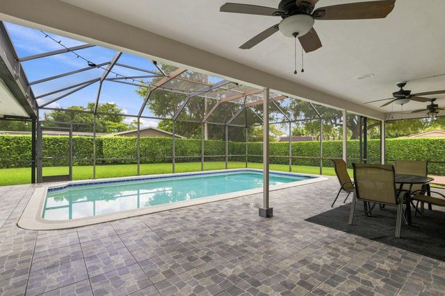 7381 SW 9TH Street, Plantation, FL 33317