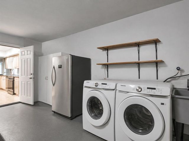 7381 SW 9TH Street, Plantation, FL 33317