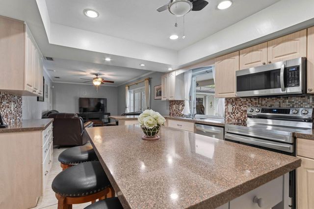 7381 SW 9TH Street, Plantation, FL 33317