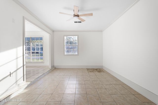 288 Mc Cool Street, Ocean Springs, MS 39564