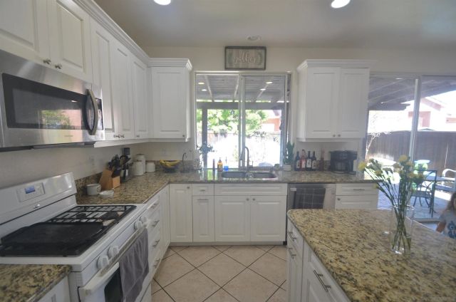 1171 Plaza Miraleste, Chula Vista, CA 91910