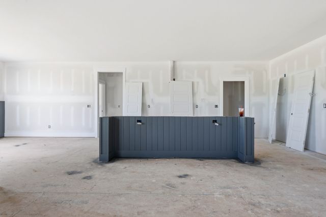 210 Low Plains Ln, Clarksville, TN 37043