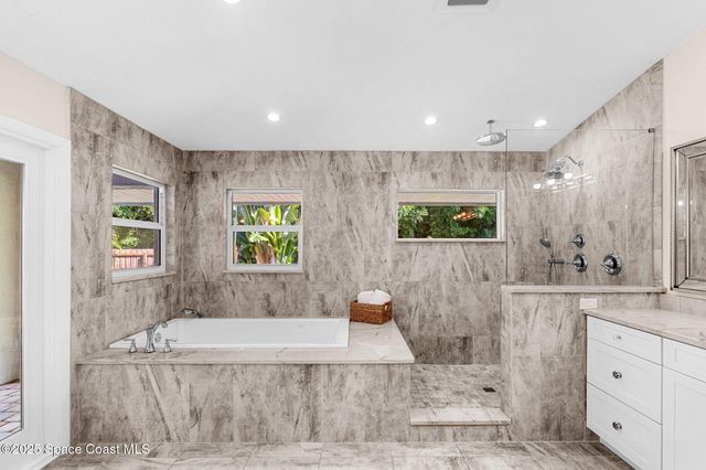 1750 Shore View Drive, Indialantic, FL 32903