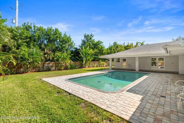 1750 Shore View Drive, Indialantic, FL 32903