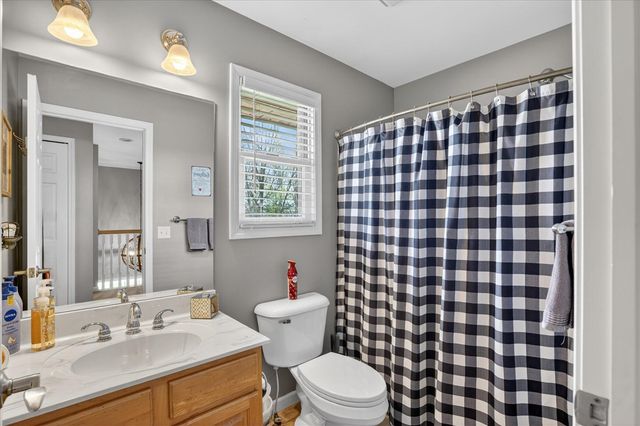 3849 Thorncrest Drive, Jackson, MI 49203